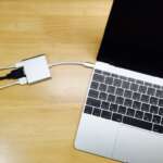 MacBookの必需品！？Type-C to HDMI,USB3.0アダプタをレビュー！